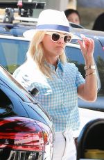 REESE WITHERSPOON Out for Lunch in Los Angeles 08/18/2016