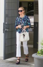 REESE WITHERSPOON Out in Los Angeles 08/02/2016