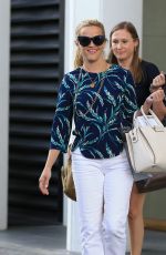 REESE WITHERSPOON Out in Los Angeles 08/02/2016