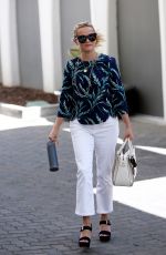 REESE WITHERSPOON Out in Los Angeles 08/02/2016