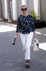 REESE WITHERSPOON Out in Los Angeles 08/02/2016