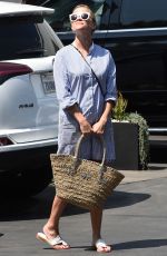 REESE WITHERSPOON Out in West Hollywood 08/03/2016