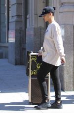 RIHANNA Leaves Her Apartment in New York, 08/28/2016