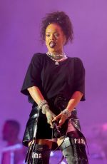 RIHANNA Performs at V Festival at Hylands Park in Chelmsford 08/20/2016
