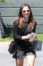 SARAH MICHELLE GELLAR Out and About in Beverly Hills 08/19/2016