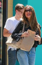 SOFIA VERGARA Leaves a Post Office in Beverly Hills 08/30/2016