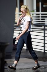 SOPHIE TURNER Out Shopping in Los Angeles 08/23/2016