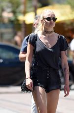 SOPHIE TURNER Shopping at The Grove in Los Angeles 08/11/2016