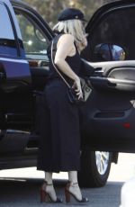 STACY FERGIE FERGUSON Arrives at a Meeting in Santa Monica 08/04/2016