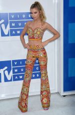 STELLA MAXWELL at 2016 MTV Video Music Awards in New York 08/28/2016