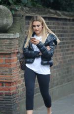 TALLIA STORM Out and About in London 08/09/2016