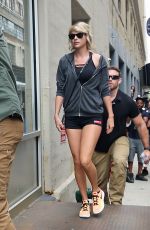 TAYLOR SWIFT in Shorts Arrives at a Gym in New York 08/10/2016