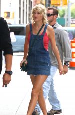TAYLOR SWIFT Out and About in New York 08/08/2016