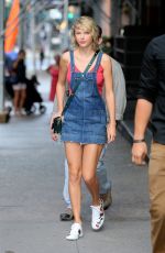 TAYLOR SWIFT Out and About in New York 08/08/2016