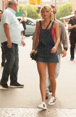 TAYLOR SWIFT Out and About in New York 08/08/2016
