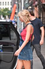 TAYLOR SWIFT Out and About in New York 08/08/2016