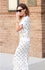 VICTORIA BECKHAM Leaves Her Hotel in New York 08/05/2016