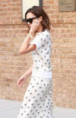 VICTORIA BECKHAM Leaves Her Hotel in New York 08/05/2016