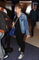 ANNA CHLUMSKY at Los Angeles International Airport 09/19/2016