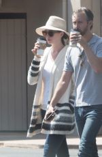 ANNE HATHAWAY Out for Coffee in Los Angeles 09/05/2016