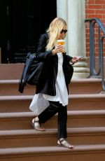 ASHLEY OLSEN Out and About in New York 08/31/2016