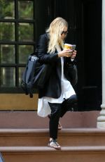 ASHLEY OLSEN Out and About in New York 08/31/2016