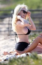 COURTNEY STODDEN Kissing a Mystery Woman on the Beach in Los Angeles 09/15/2016