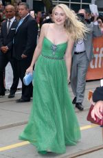 DAKOTA FANNING at 