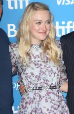 DAKOTA FANNING at 