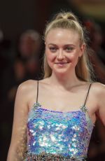 DAKOTA FANNING at 