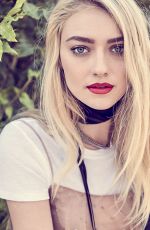DAKOTA FANNING in Elle Magazine, Canada November 2016 Issue