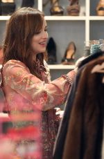 DAKOTA JOHNSON Shopping in Milan 09/21/2016