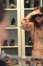 DAKOTA JOHNSON Shopping in Milan 09/21/2016