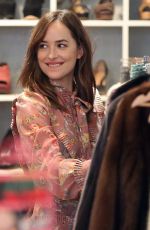 DAKOTA JOHNSON Shopping in Milan 09/21/2016