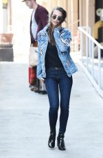 EMILY RATAJKOWSKI Arrives at LAX Airport in Los Angeles 09/21/2016