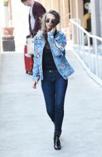 EMILY RATAJKOWSKI Arrives at LAX Airport in Los Angeles 09/21/2016