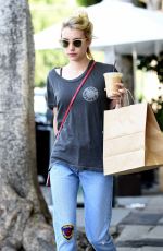 EMMA ROBERTS Out Shopping in Los Angeles 09/21/2016