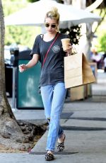 EMMA ROBERTS Out Shopping in Los Angeles 09/21/2016