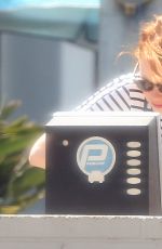 EMMA STONE at a Nail Salon in Los Angeles 09/06/2016