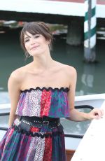GEMMA ARTERTON Boarding a Private Water Taxi in Venice 08/30/2016