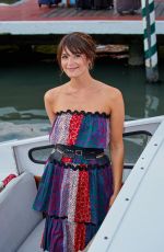 GEMMA ARTERTON Boarding a Private Water Taxi in Venice 08/30/2016