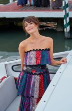 GEMMA ARTERTON Boarding a Private Water Taxi in Venice 08/30/2016