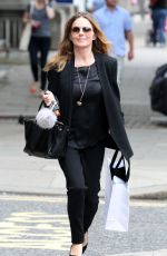 GERI GALLIWELL Out Shopping in London 09/06/2016