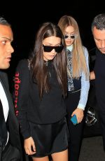 GIGI and BELLA HADIDI Out for Dinner in Milan 09/23/2016