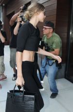GIGI HADID Arrives at Her Hotel in New York 09/13/2016