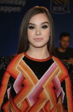 HAILEE STEINFELD at 