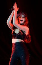 HAILEE STEINFELD Performs at Bayfront Park Ampitheatre in Miami 09/16/2016