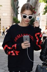 HAILEY BALDWIN Leaves Dolce & Gabbana Fashion Show at Milan Fashion Week 09/25/2016