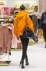 HAILEY BALDWIN Out Shopping in London 09/17/2016