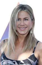JENNIFER ANISTON at 